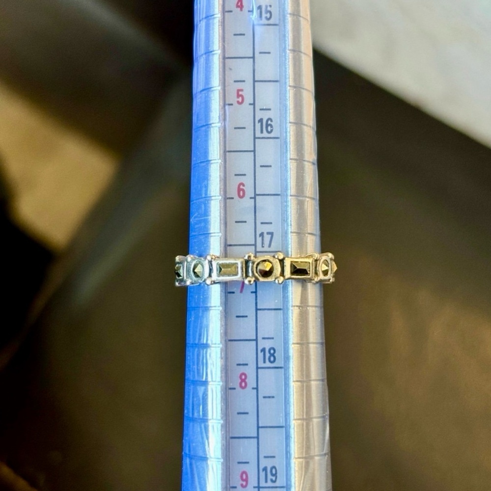 Silver Geometric Pattern Ring Timeless Design - image 4